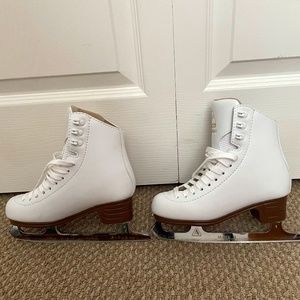 Girl's Ice Skates
